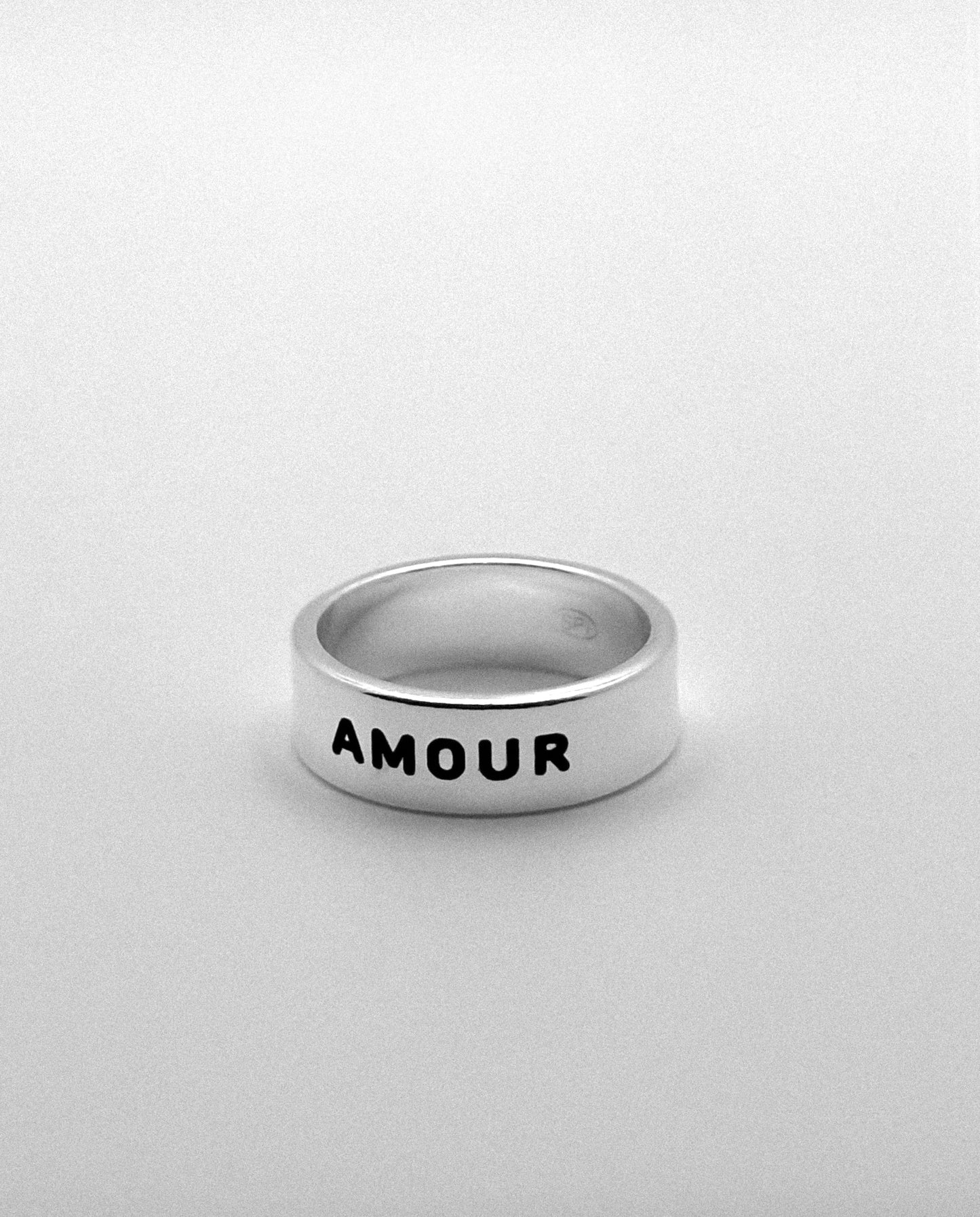 Silver Ring 6mm Engraved "AMOUR"